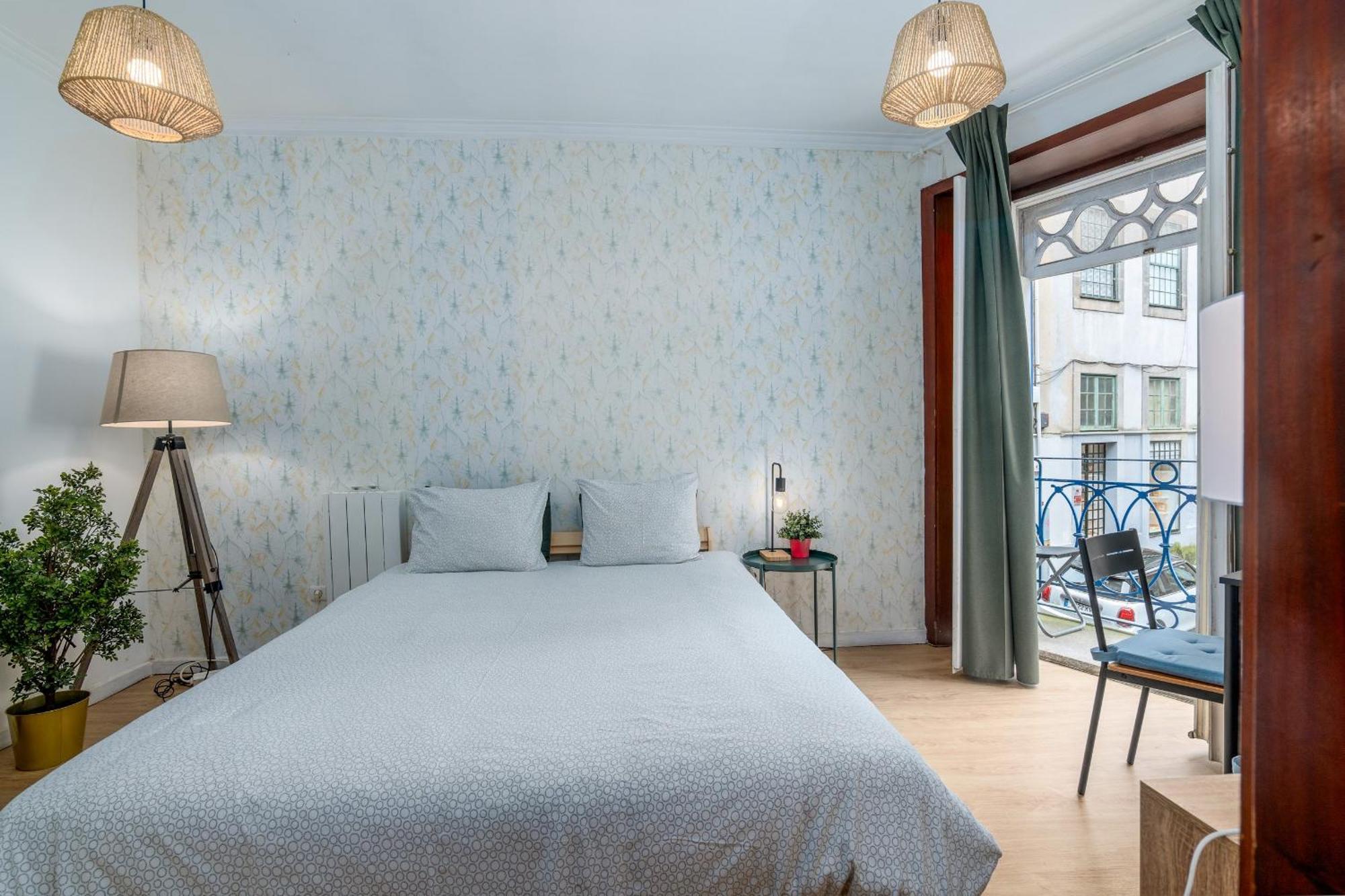 Renovated Feb25 Clerigos Cozy Balcony With Self Check In Apartment Porto Ngoại thất bức ảnh